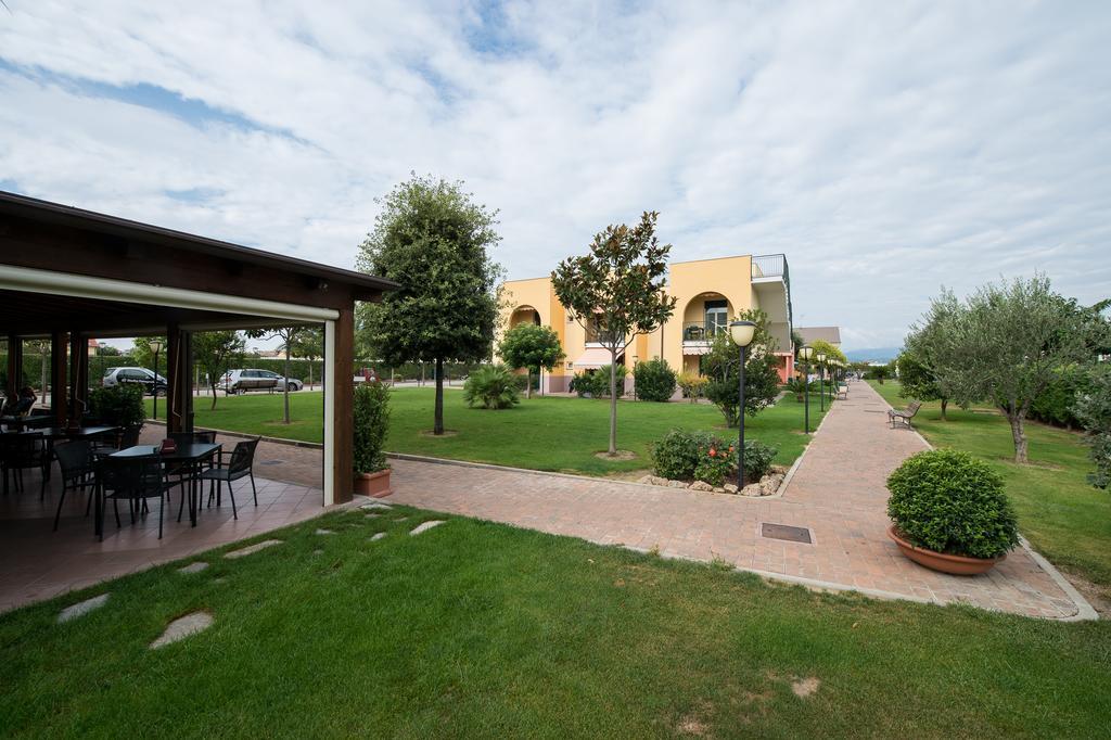 Residence Borgomare Albenga Zewnętrze zdjęcie