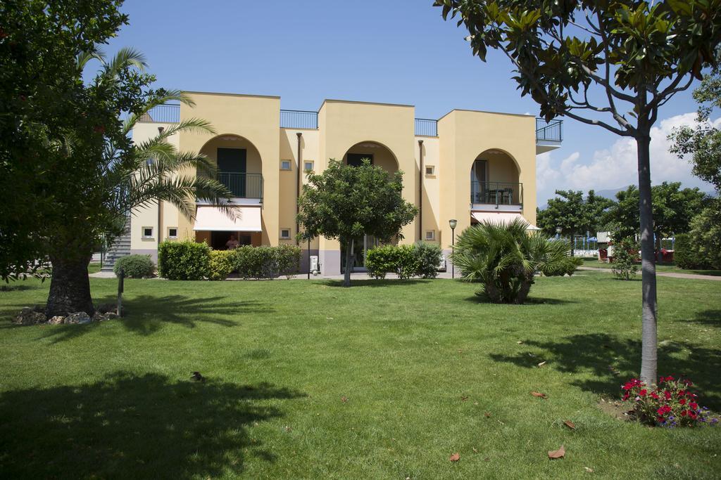 Residence Borgomare Albenga Zewnętrze zdjęcie