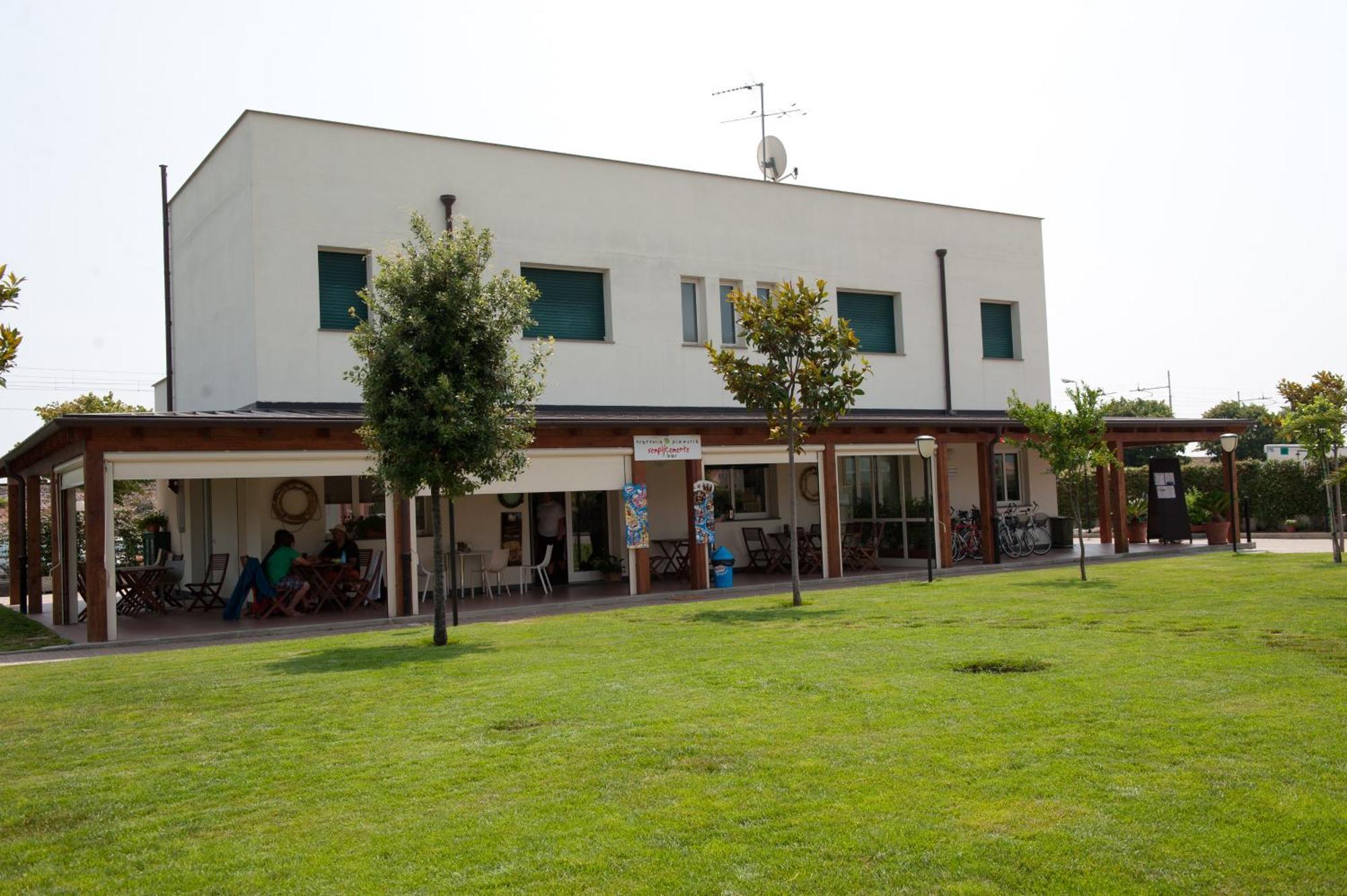 Residence Borgomare Albenga Zewnętrze zdjęcie