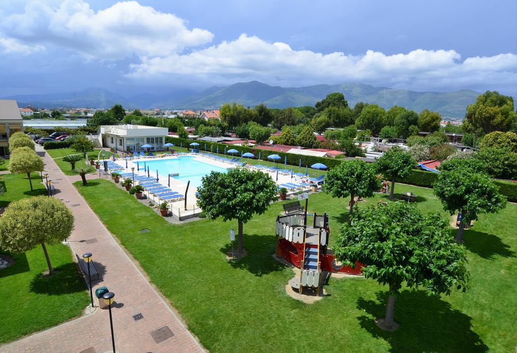 Residence Borgomare Albenga Zewnętrze zdjęcie