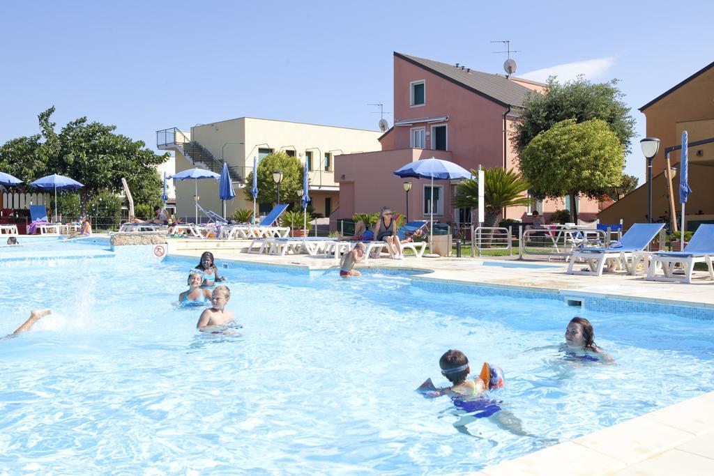 Residence Borgomare Albenga Zewnętrze zdjęcie